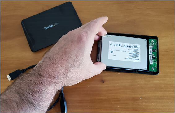 قاب هارد usb-c